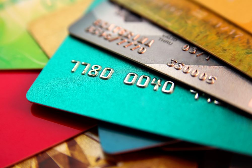 How to close joint credit cards after a breakup
