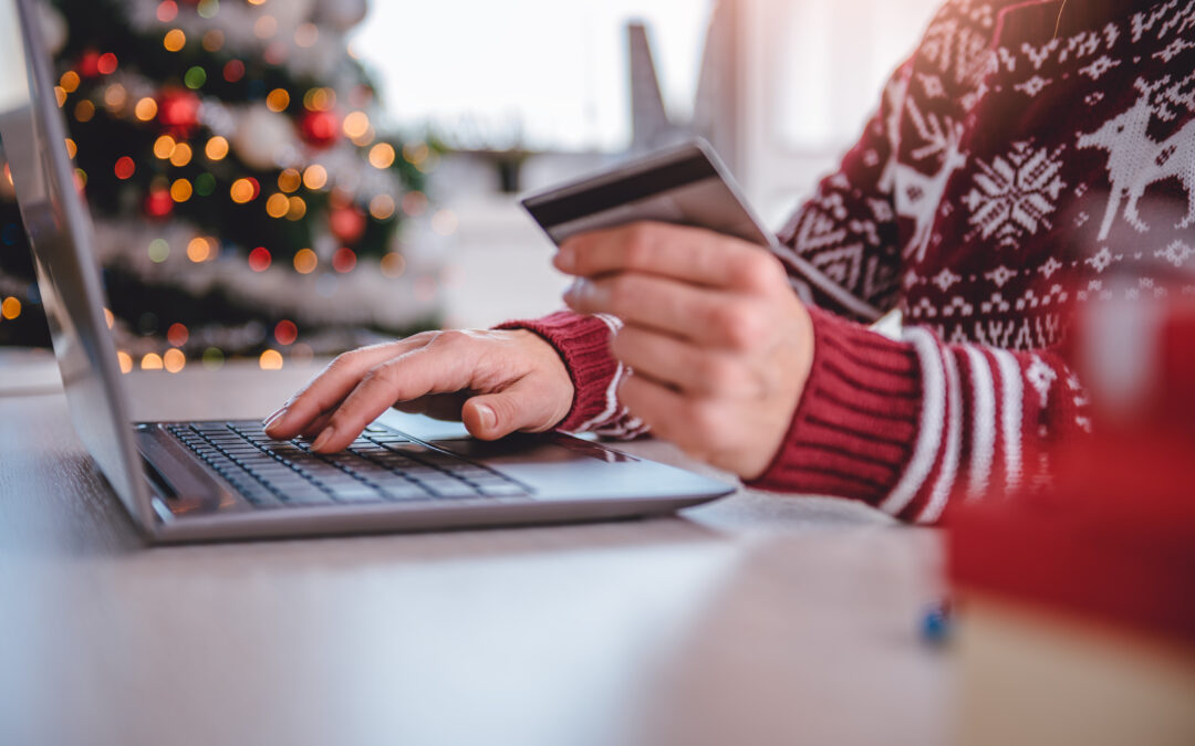 10 Strategies to Save on Holiday Shopping